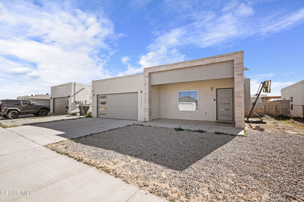 14724 Mountain Breeze Avenue - Photo 3
