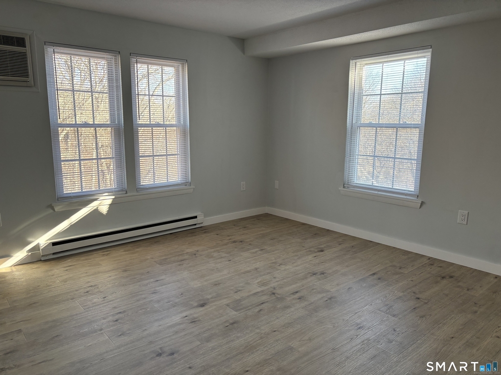 82 Longview Street - Photo 11
