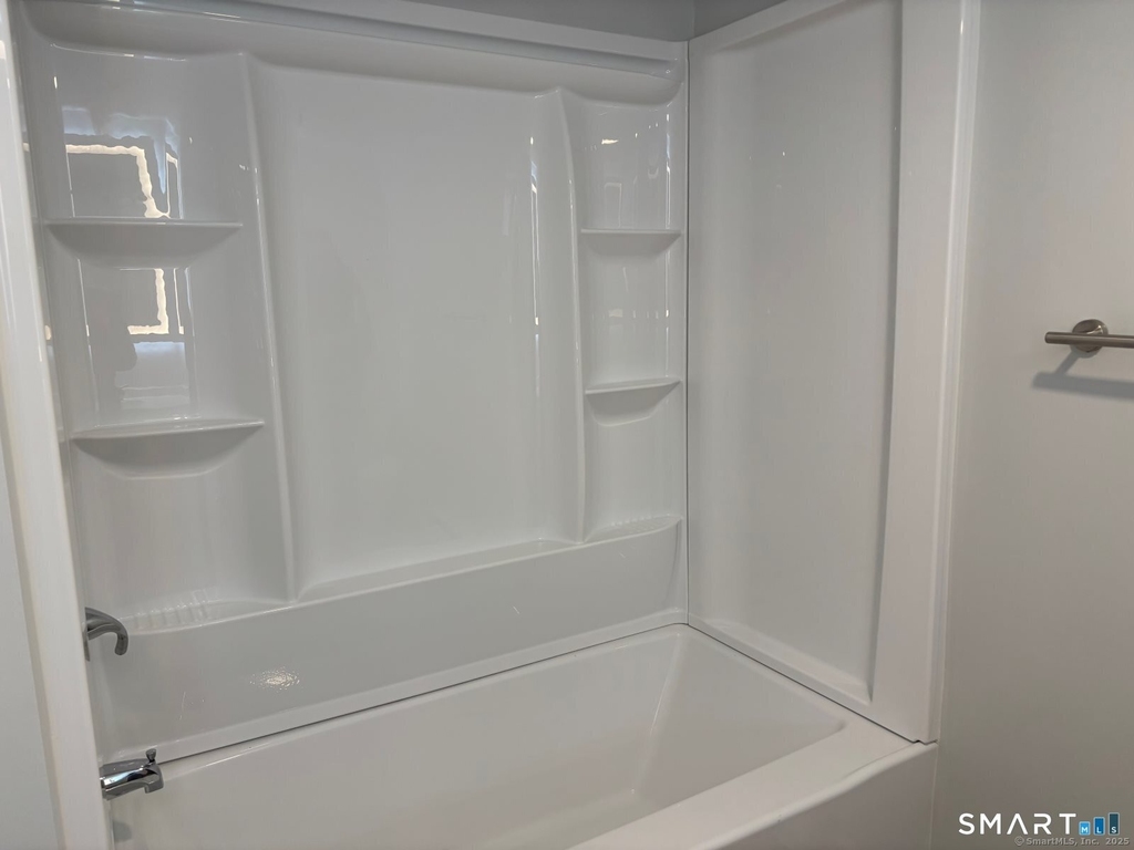 82 Longview Street - Photo 9