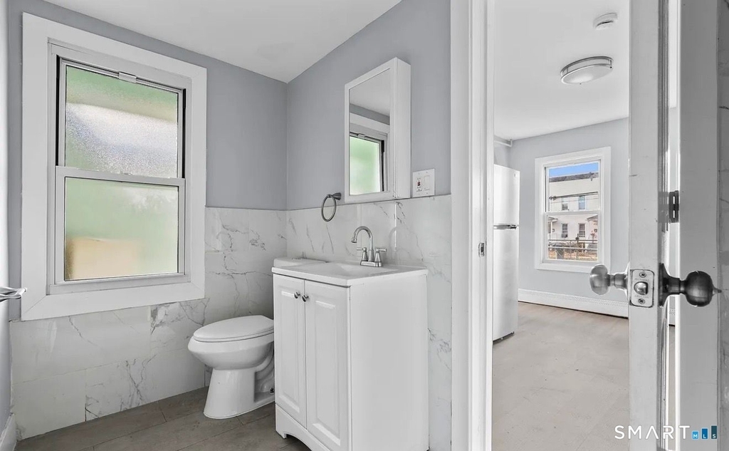 746 Maple Street - Photo 9