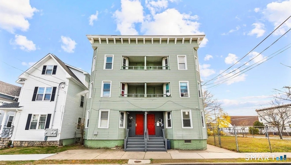 746 Maple Street - Photo 13
