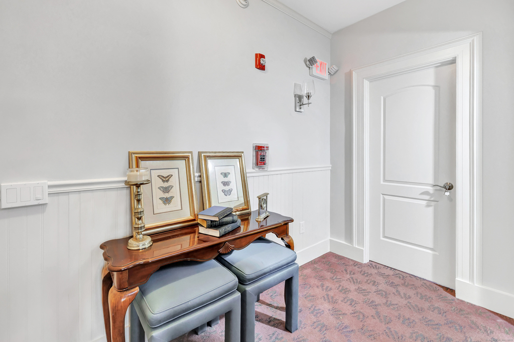 292 Coram Avenue - Photo 0