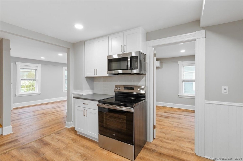 816 Pacific Street - Photo 2