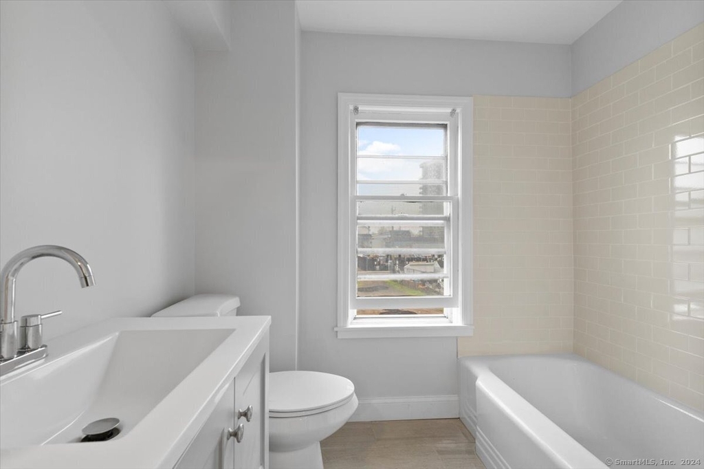 816 Pacific Street - Photo 4