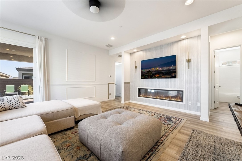 110 Ibiza Lake Drive - Photo 6