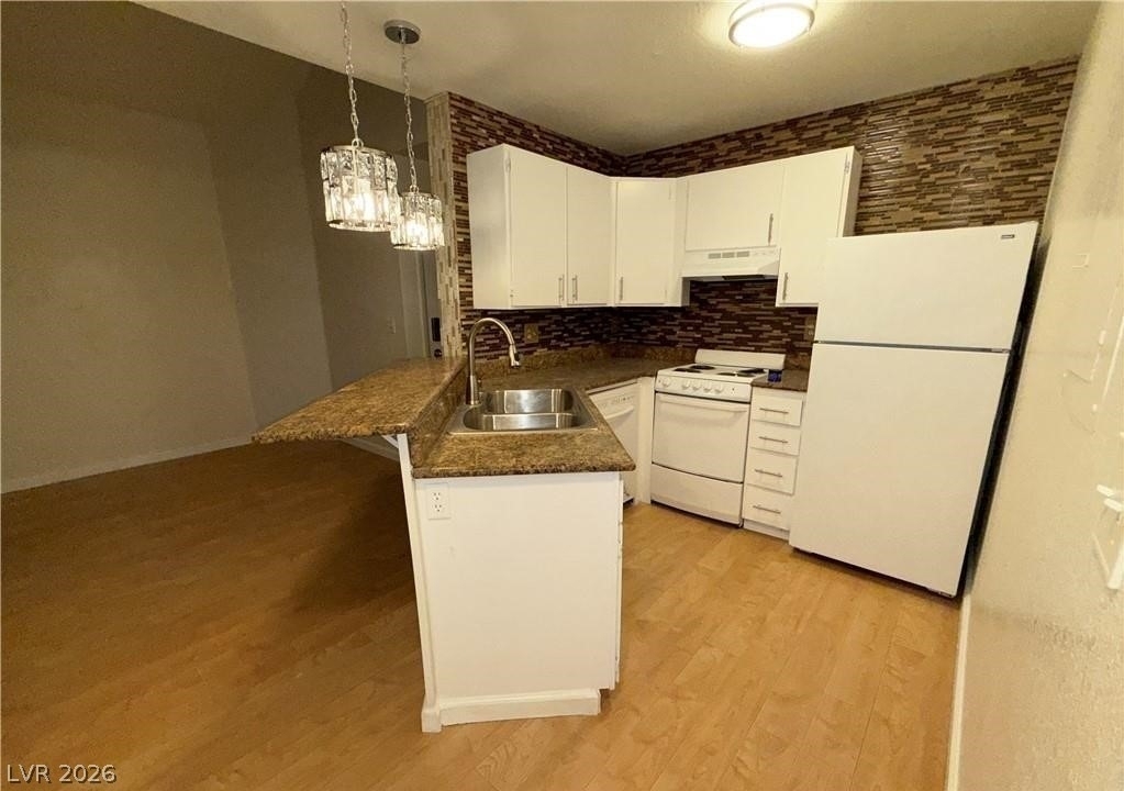 460 Elm Drive - Photo 7