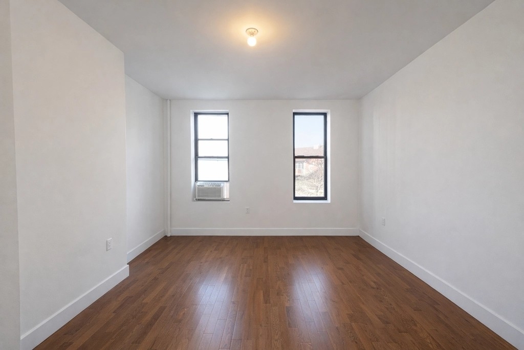 294 Harman Street - Photo 4