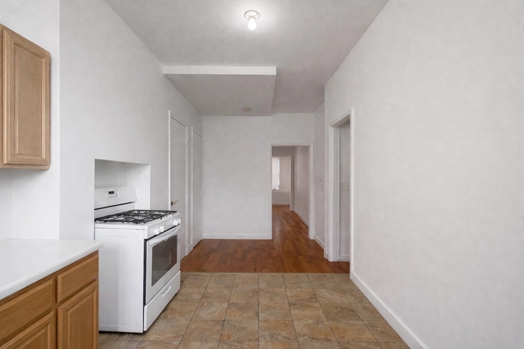 294 Harman Street - Photo 2
