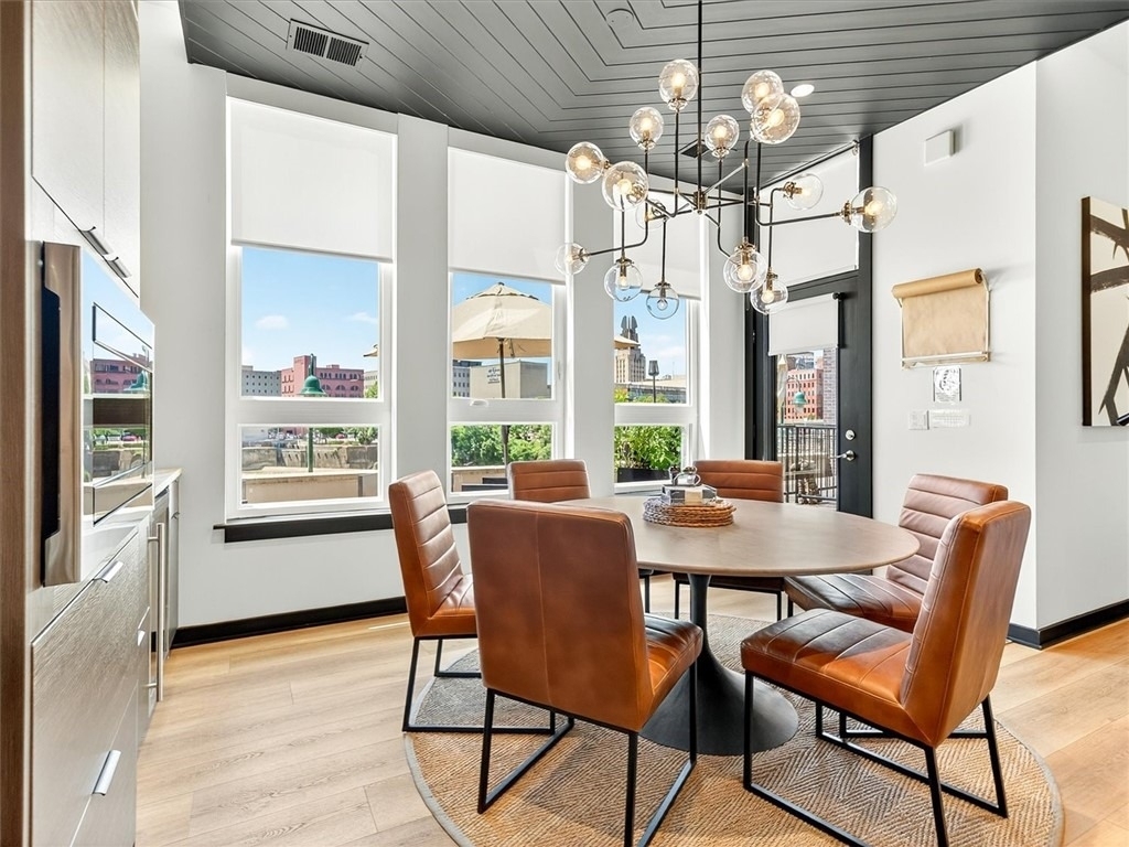 102 Court Street - Photo 8