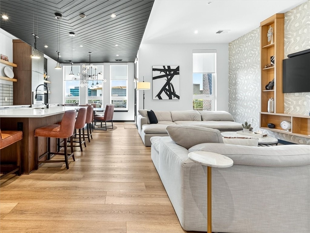 102 Court Street - Photo 16