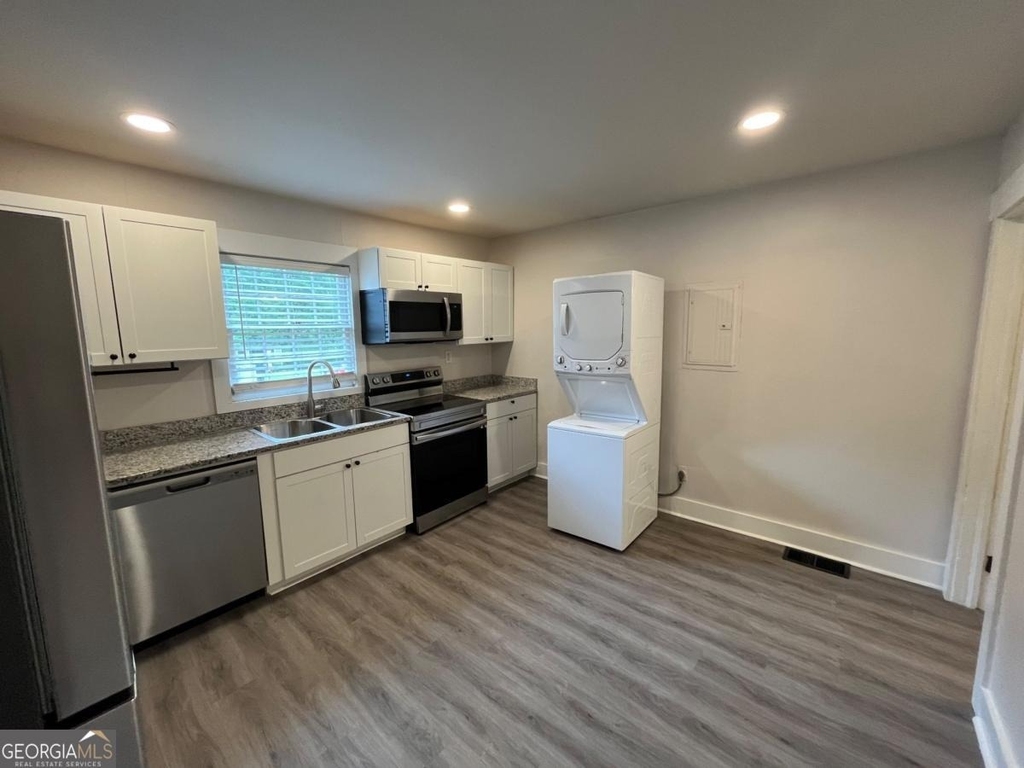 174 Cloud Street - Photo 3
