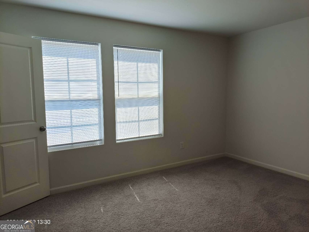538 Pemberton Street - Photo 9