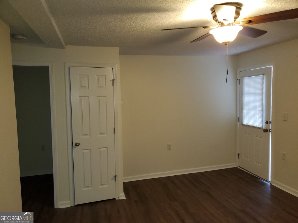 201 Enterprise Street - Photo 3