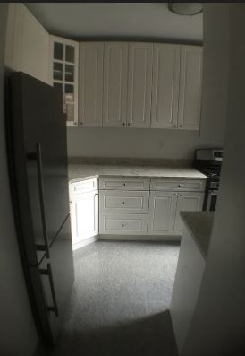 5008 Broadway - Photo 1