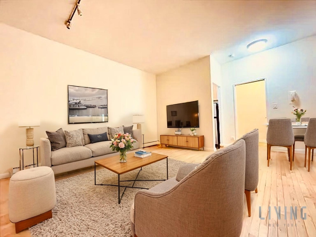 46 West 73rd Street - Photo 1