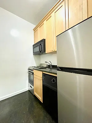 46 West 73rd Street - Photo 3