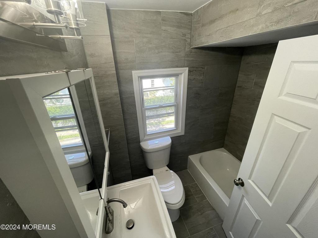 413 Ridge Avenue - Photo 8