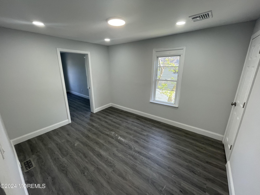413 Ridge Avenue - Photo 1