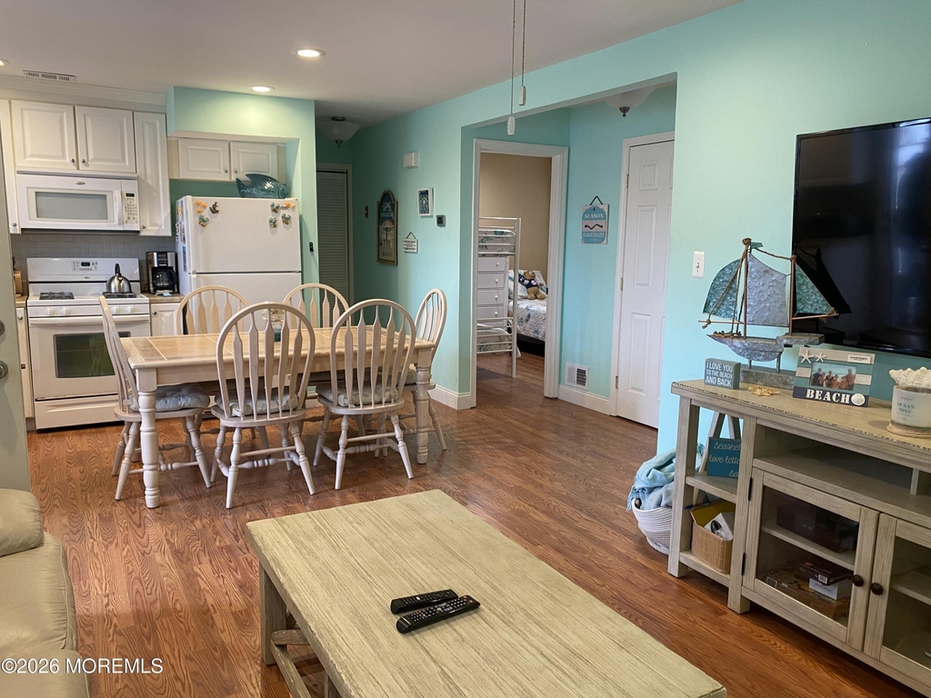 1501 Boulevard - Photo 1