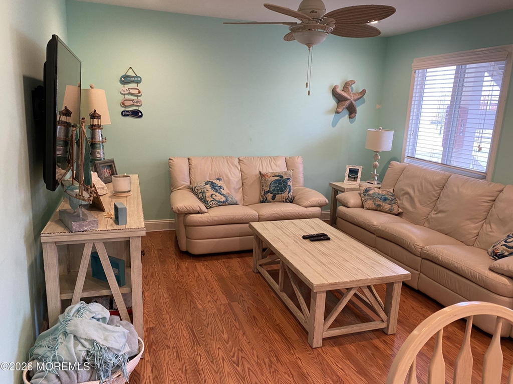 1501 Boulevard - Photo 3