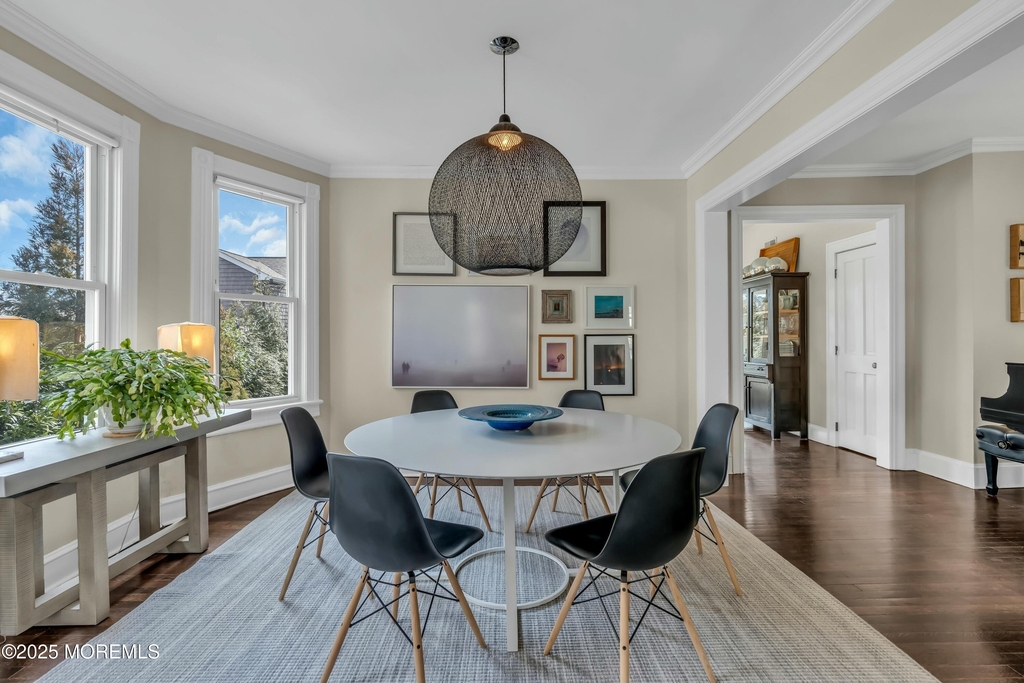 1108 4th Avenue - Photo 3