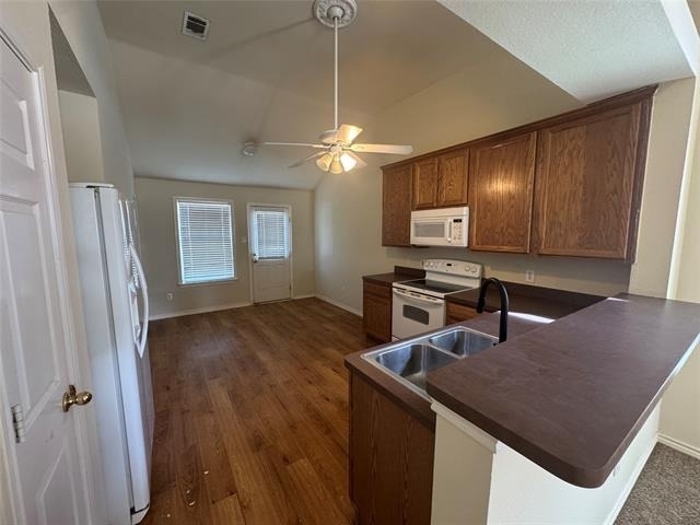 8905 Stewart Street - Photo 8