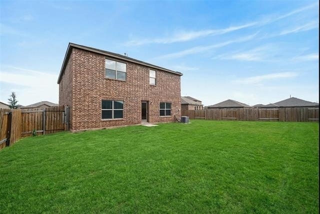 2105 Rougle Court - Photo 32