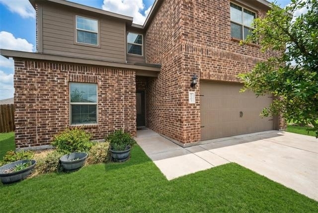 2105 Rougle Court - Photo 2