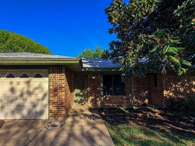 3708 Holland Drive - Photo 3