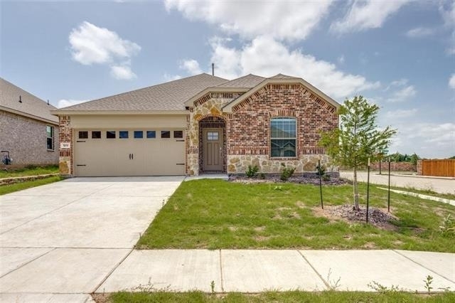 1213 Blue Spring Drive - Photo 0