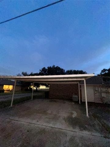 1302 Crescent Street - Photo 17