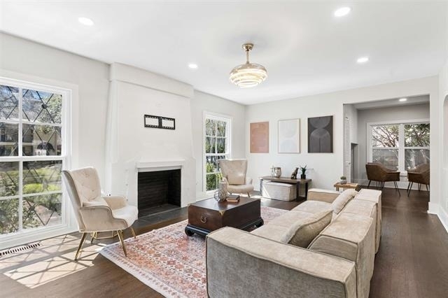 4516 Fairway Avenue - Photo 2