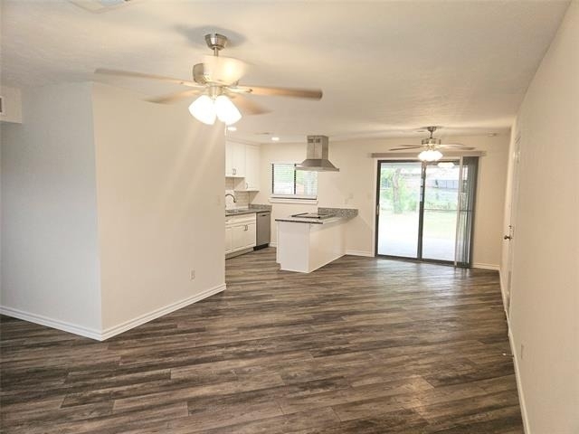 6908 Sunflower Circle N - Photo 2