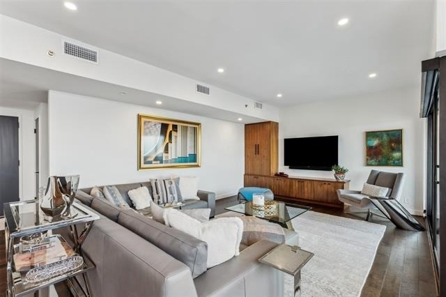 3030 Mckinney Avenue - Photo 3