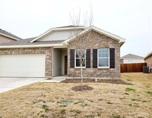 1308 Fleckman Drive - Photo 2