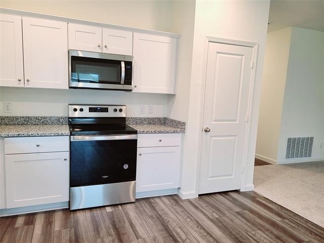 1308 Fleckman Drive - Photo 4