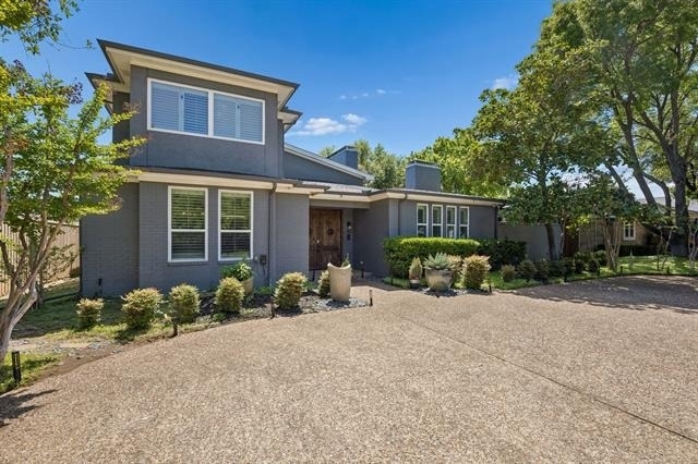 4324 Cobblers Lane - Photo 1
