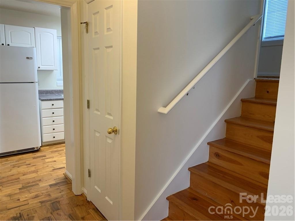 7469 Katherine Drive - Photo 11