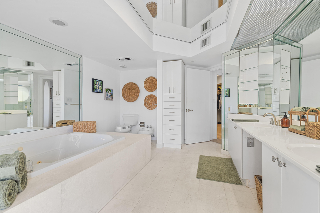 20185 E Country Club Drive - Photo 27