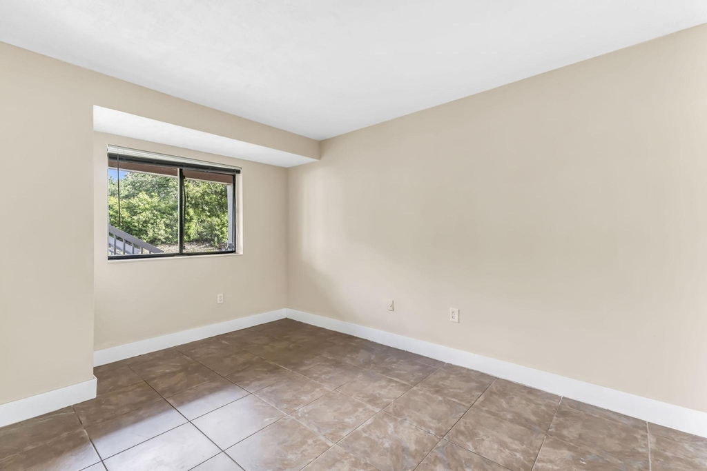 5200 Nw 31st Avenue - Photo 20