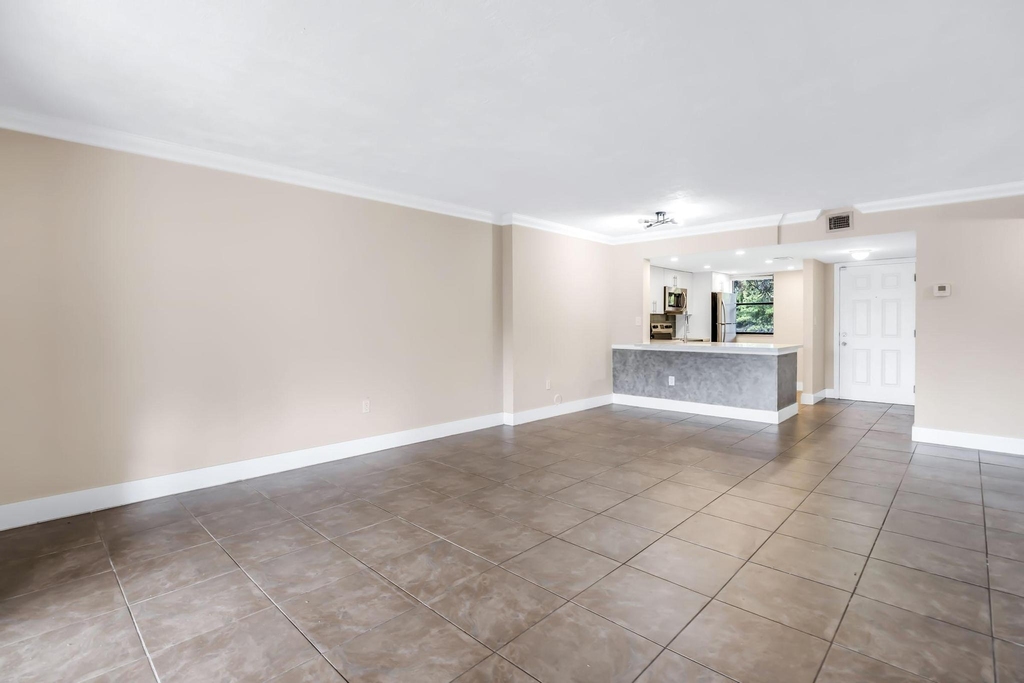 5200 Nw 31st Avenue - Photo 3