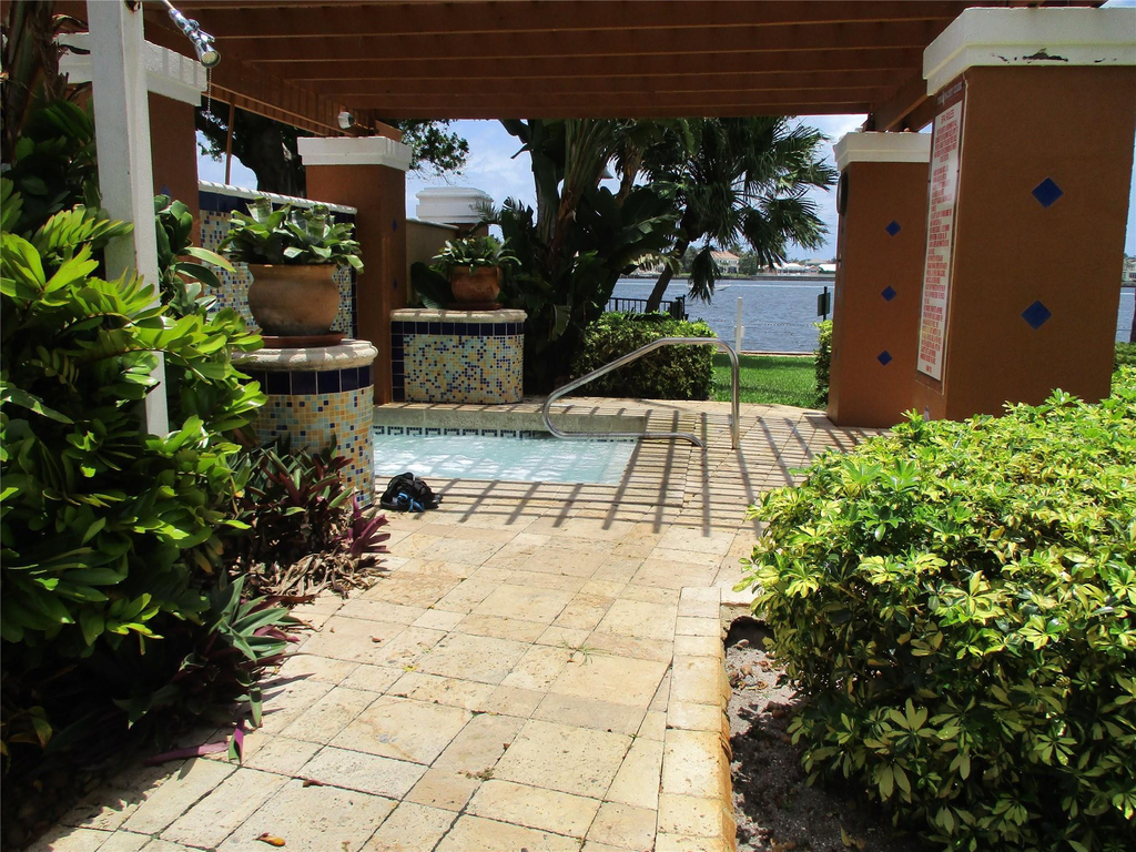 123 Yacht Club Way - Photo 37