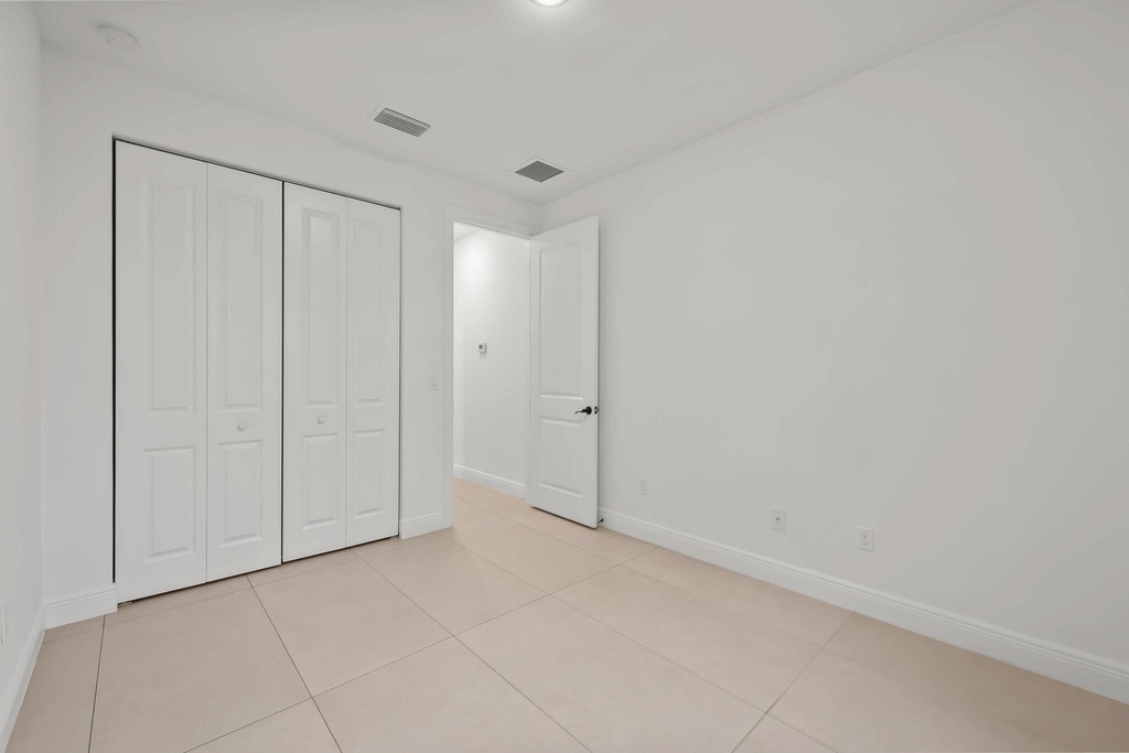 633 55th Street - Photo 18