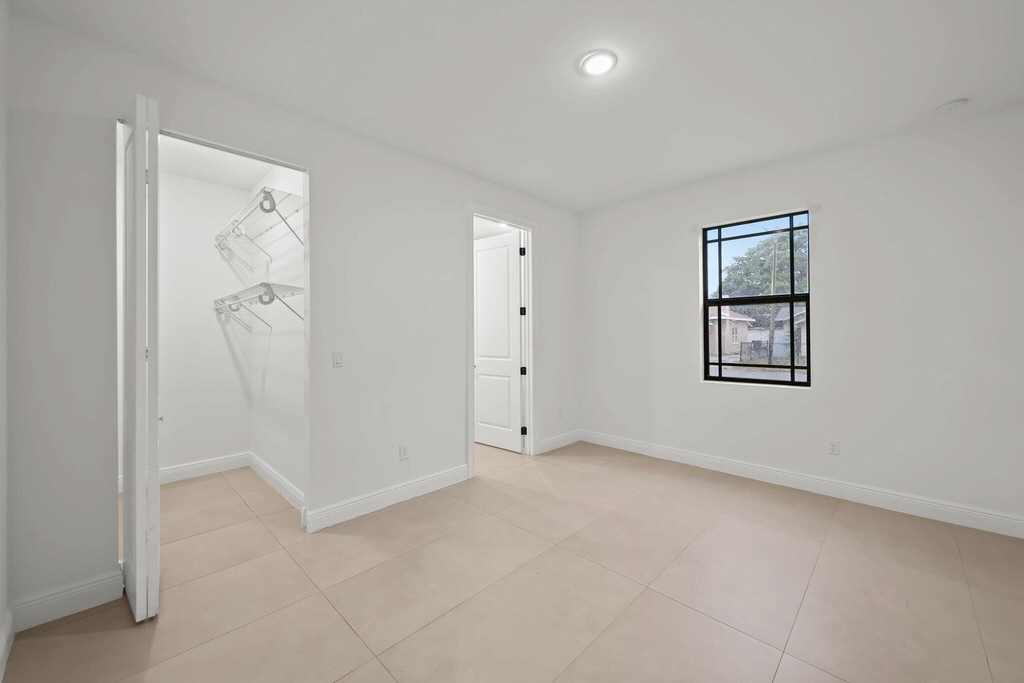 633 55th Street - Photo 11