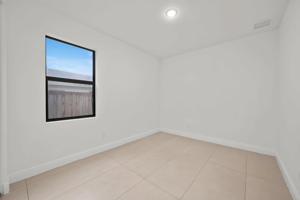 633 55th Street - Photo 16