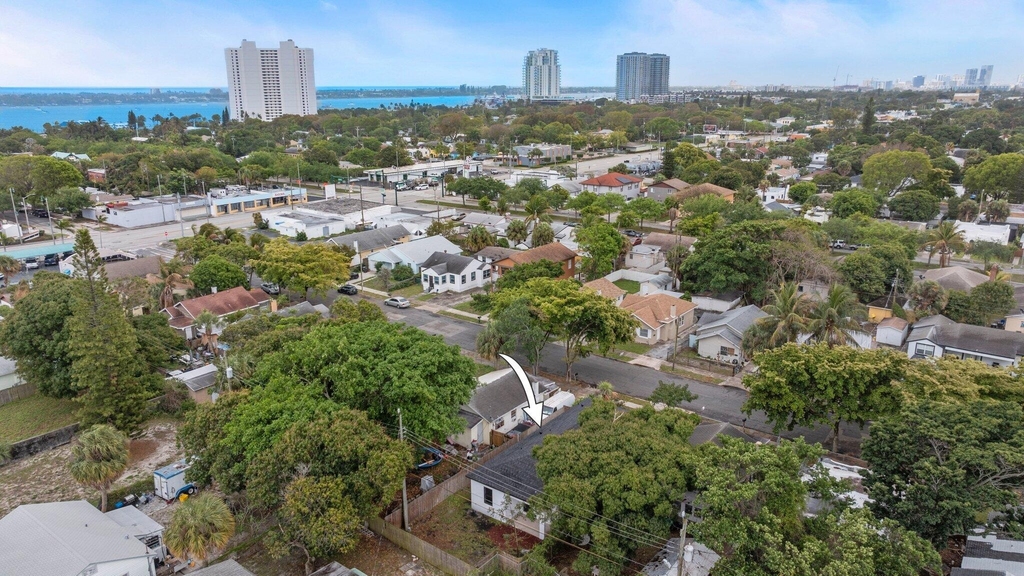 633 55th Street - Photo 22