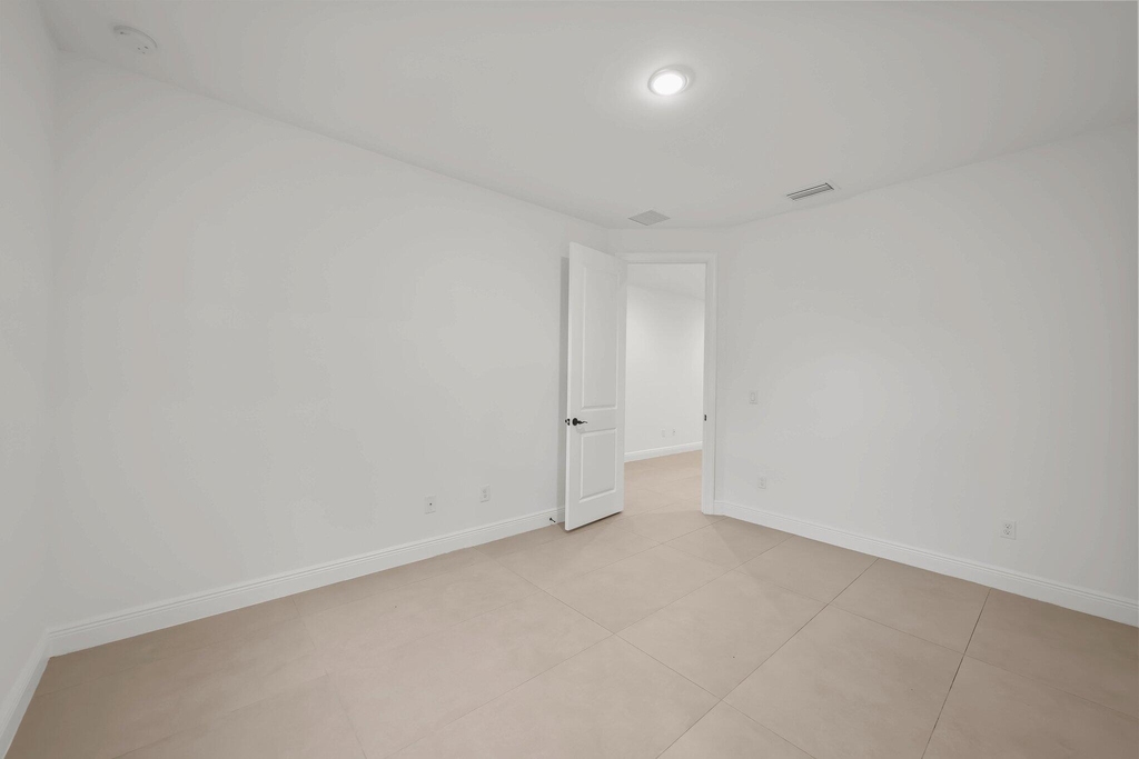 633 55th Street - Photo 13