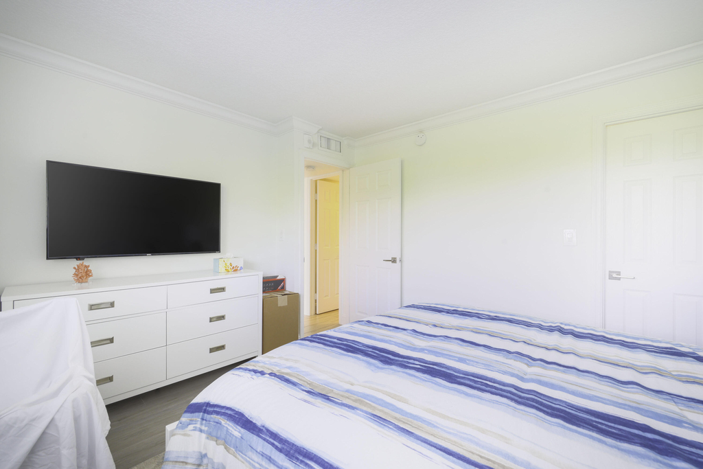 601 N Ocean Boulevard - Photo 3