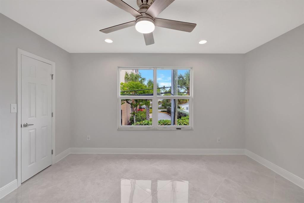2400 Ne 33rd Avenue - Photo 9