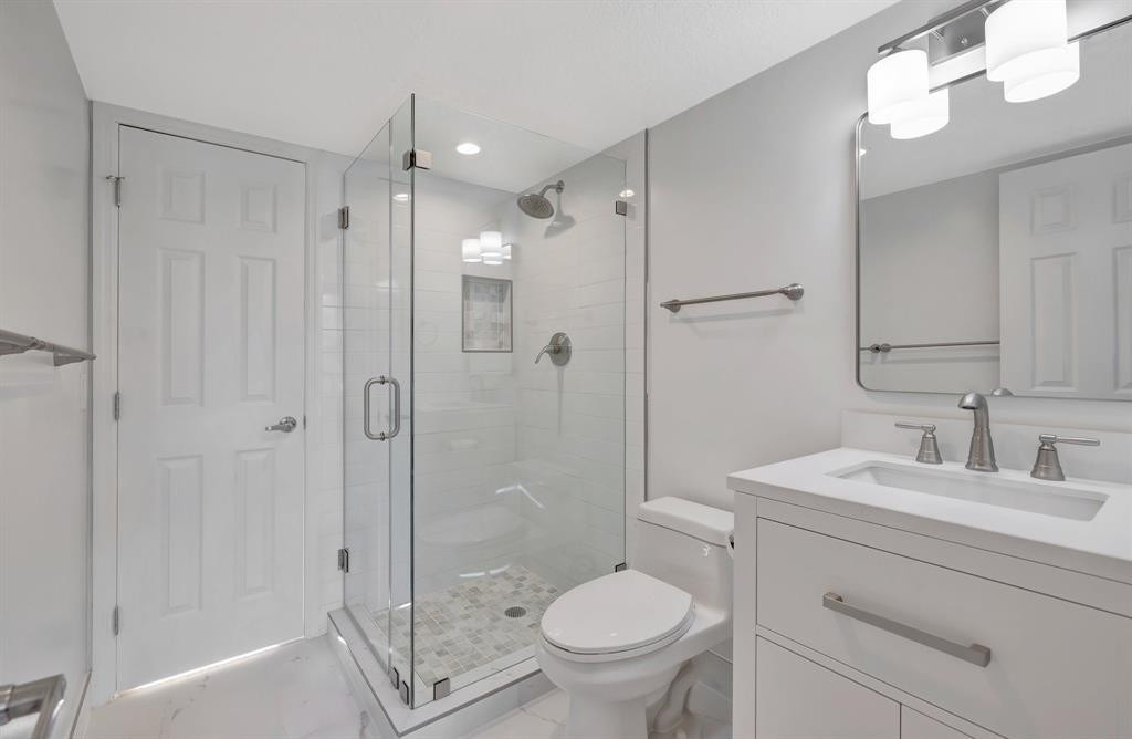 2400 Ne 33rd Avenue - Photo 13